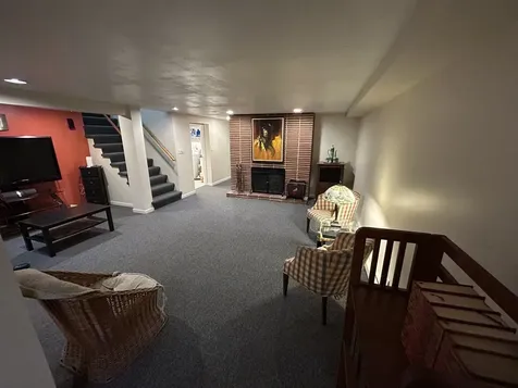 125 North Oak Leaf Drive Addison IL 60101