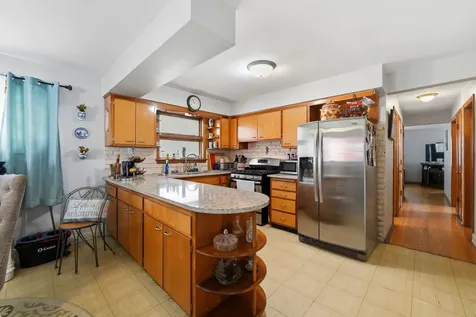 2705 North Monitor Avenue Chicago IL 60639