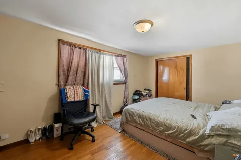 2705 North Monitor Avenue Chicago IL 60639