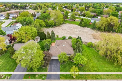 1281 Tracie Drive Lake Zurich IL 60047
