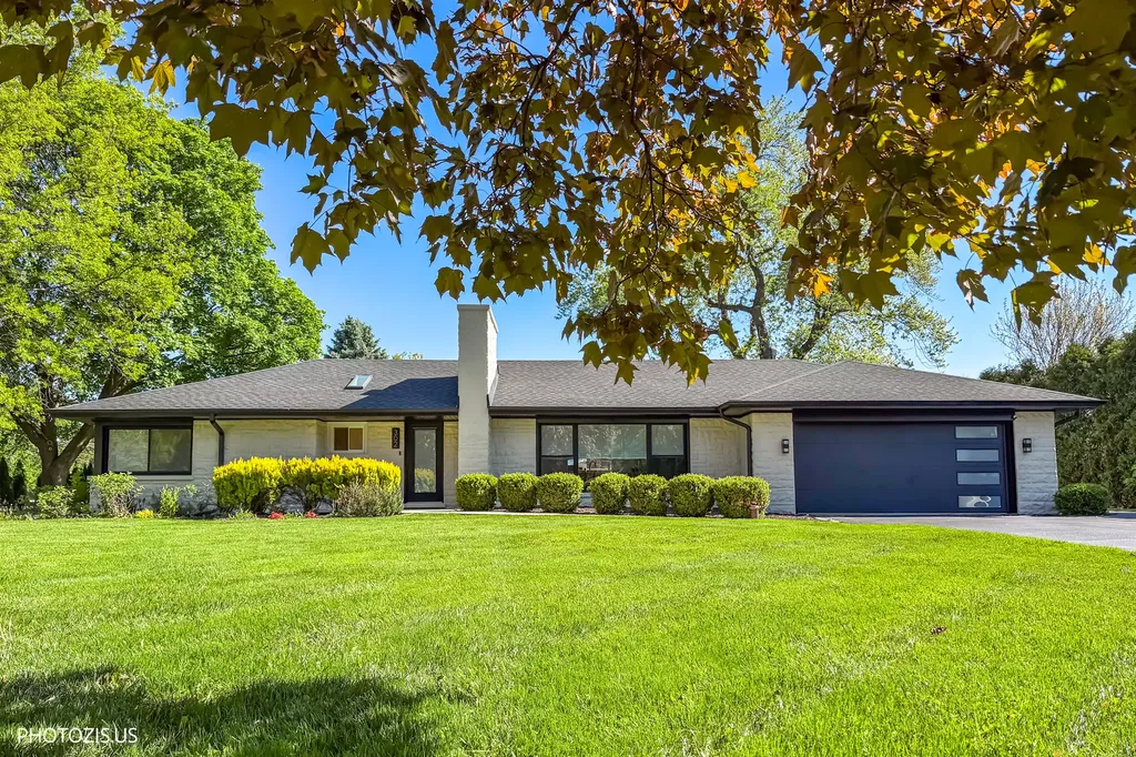 302 Goodridge Terrace Roselle IL 60172