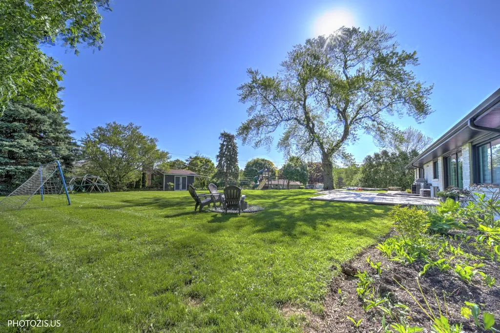 302 Goodridge Terrace Roselle IL 60172