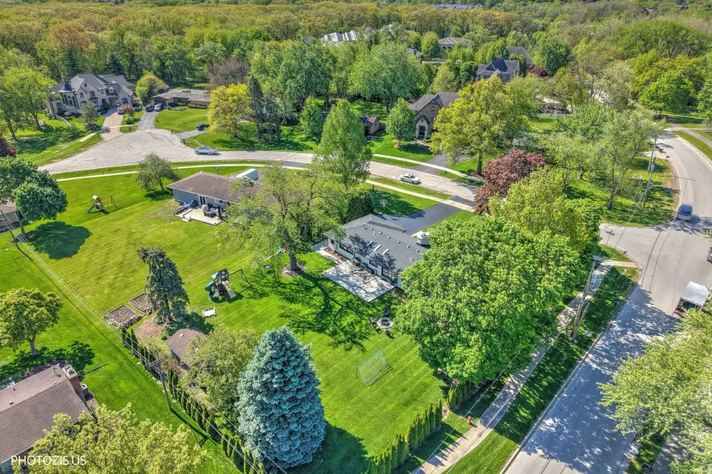 302 Goodridge Terrace Roselle IL 60172