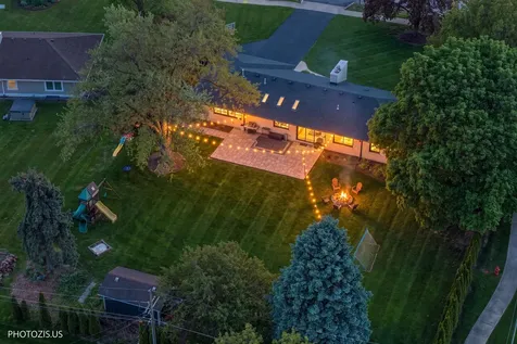 302 Goodridge Terrace Roselle IL 60172