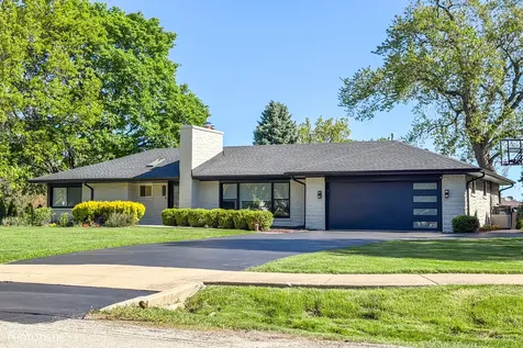 302 Goodridge Terrace Roselle IL 60172