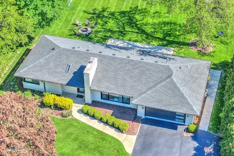 302 Goodridge Terrace Roselle IL 60172
