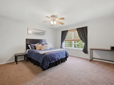 704 Amherst Drive Sycamore IL 60178