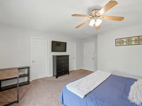 704 Amherst Drive Sycamore IL 60178