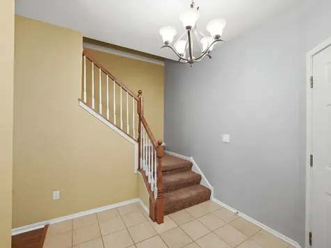 704 Amherst Drive Sycamore IL 60178