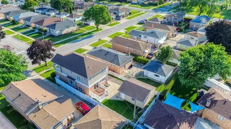 9956 Ivanhoe Avenue Schiller Park IL 60176