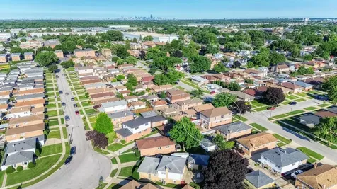 9956 Ivanhoe Avenue Schiller Park IL 60176