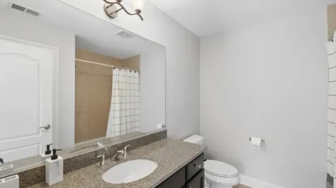 2466 Nicola Court Addison IL 60101