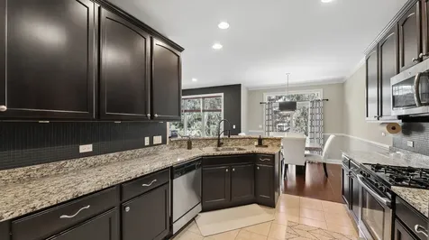 2466 Nicola Court Addison IL 60101