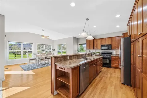 531 Birchwood Drive Yorkville IL 60560