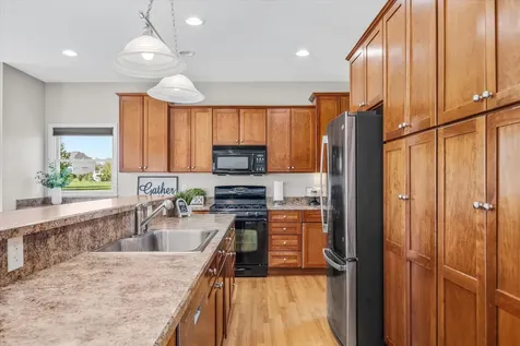 531 Birchwood Drive Yorkville IL 60560