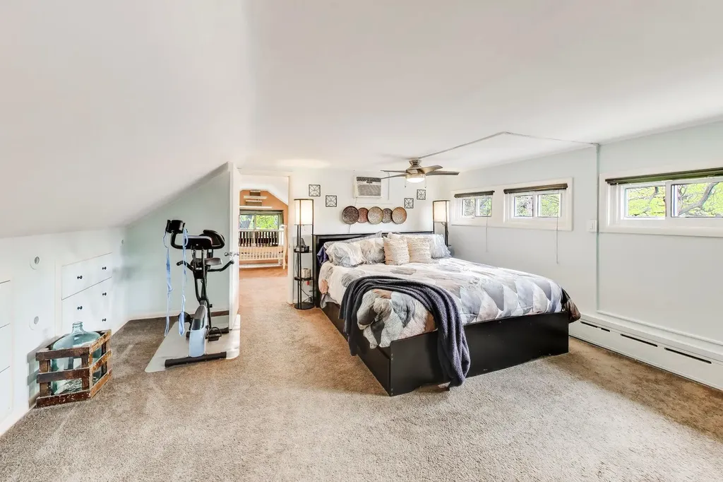 6732 West Rascher Avenue Chicago IL 60656
