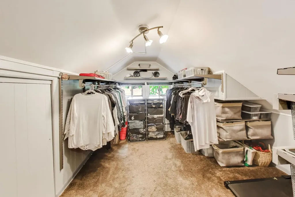 6732 West Rascher Avenue Chicago IL 60656