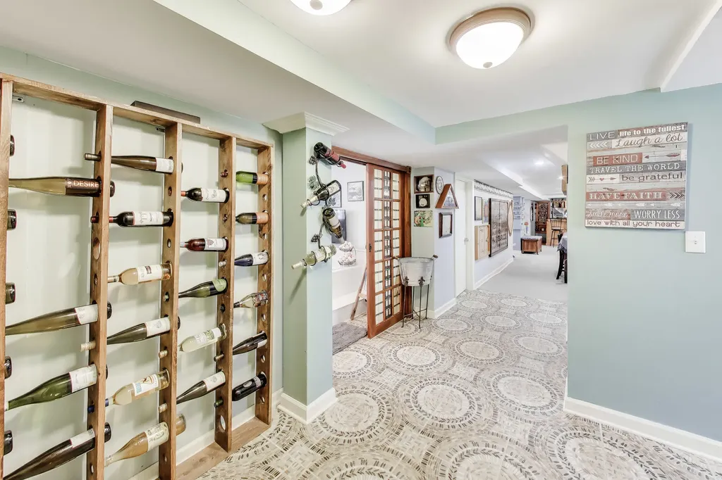 6732 West Rascher Avenue Chicago IL 60656
