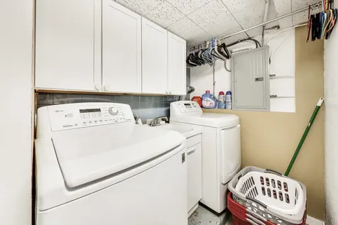 6732 West Rascher Avenue Chicago IL 60656