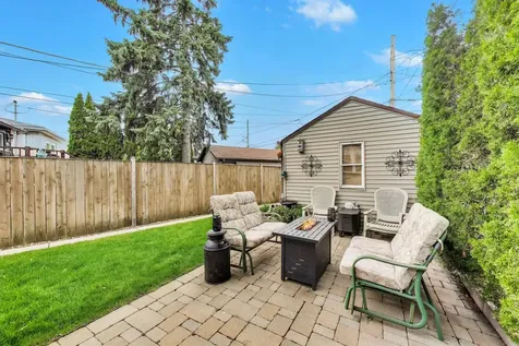 6732 West Rascher Avenue Chicago IL 60656