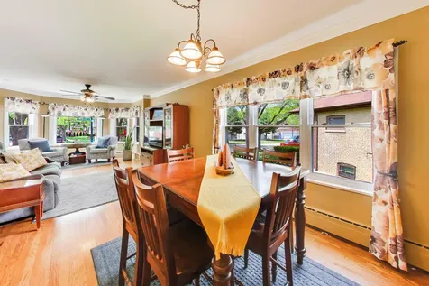 6732 West Rascher Avenue Chicago IL 60656