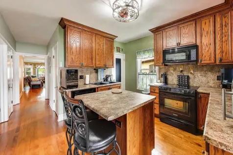 6732 West Rascher Avenue Chicago IL 60656