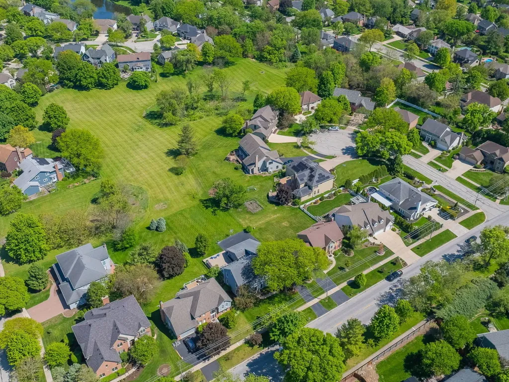 632 Olesen Drive Naperville IL 60540