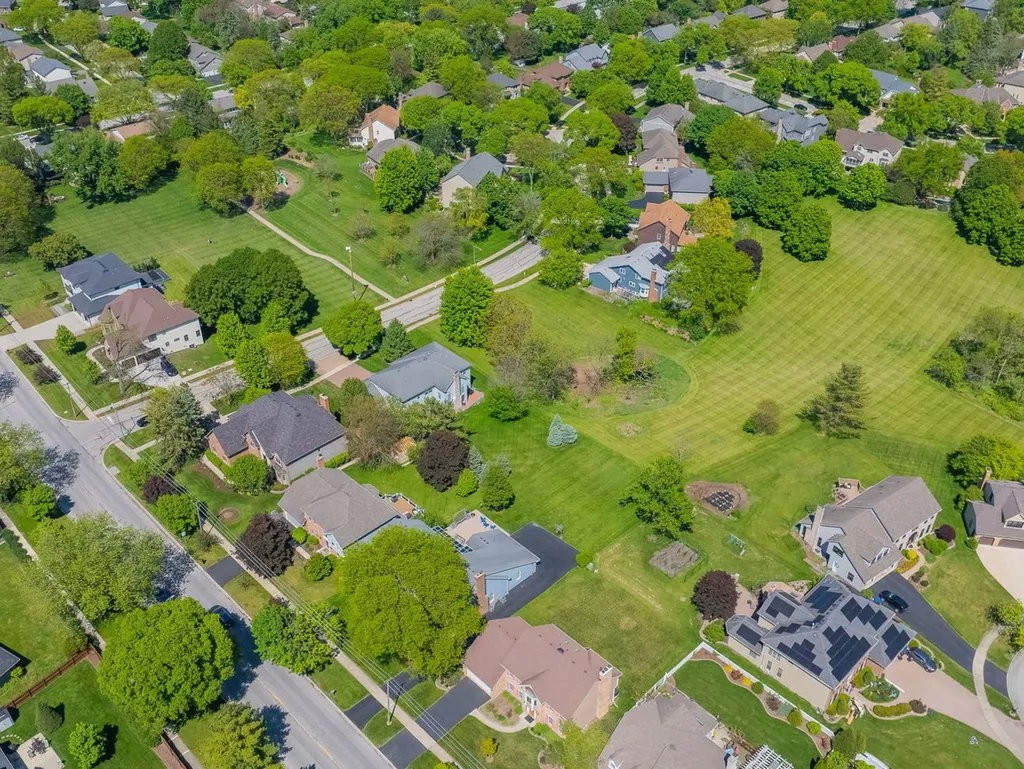 632 Olesen Drive Naperville IL 60540