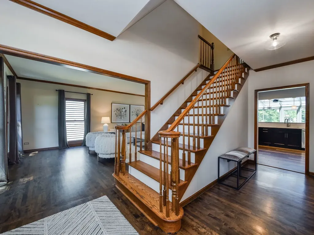 632 Olesen Drive Naperville IL 60540