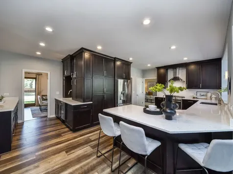 632 Olesen Drive Naperville IL 60540