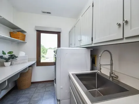 632 Olesen Drive Naperville IL 60540