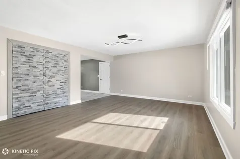 1412 West Broadview Avenue Crete IL 60417