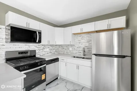 1412 West Broadview Avenue Crete IL 60417