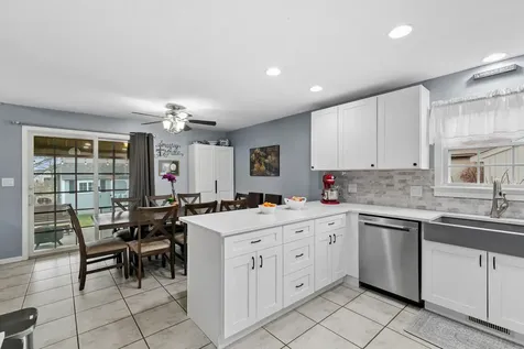 313 South Elm Street Manteno IL 60950