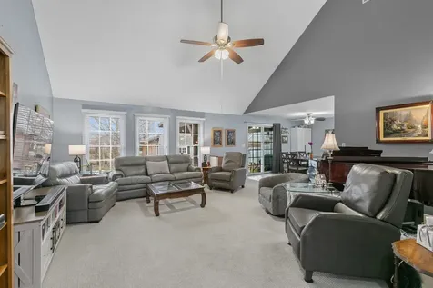 313 South Elm Street Manteno IL 60950