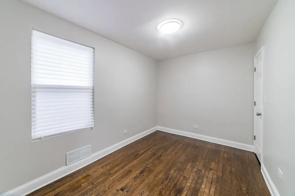 9309 South Ada Street Chicago IL 60620