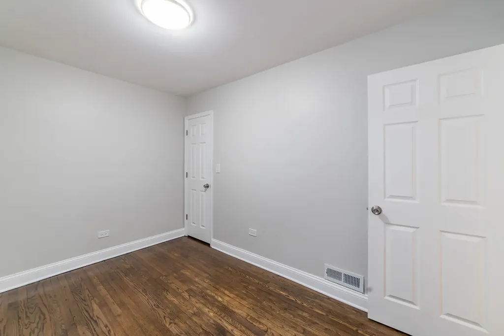 9309 South Ada Street Chicago IL 60620