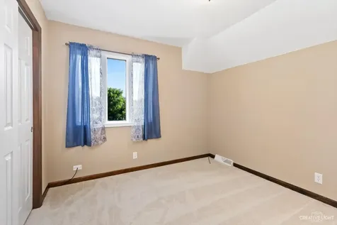 39W089 Adobe Ridge Elgin IL 60124