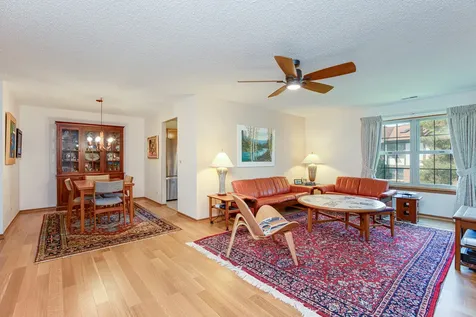 310 Carriage Way Bloomingdale IL 60108