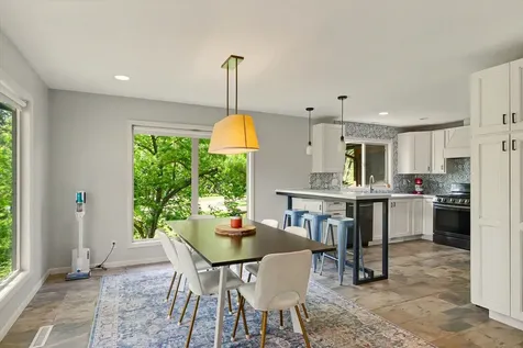 1010 Parkview Drive Mahomet IL 61853