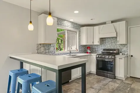1010 Parkview Drive Mahomet IL 61853