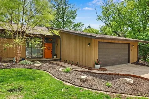 1010 Parkview Drive Mahomet IL 61853