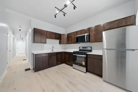 541 North Lawndale Avenue Chicago IL 60624