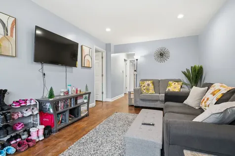 1036 West 105th Street Chicago IL 60643