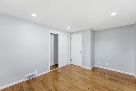 1021 Anna Avenue Machesney Park IL 61115