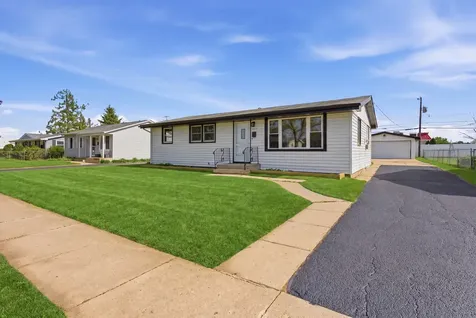 1021 Anna Avenue Machesney Park IL 61115
