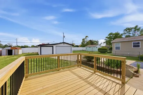 1021 Anna Avenue Machesney Park IL 61115