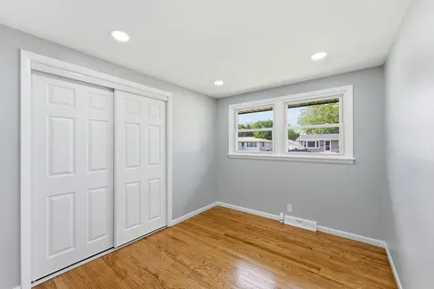 1021 Anna Avenue Machesney Park IL 61115