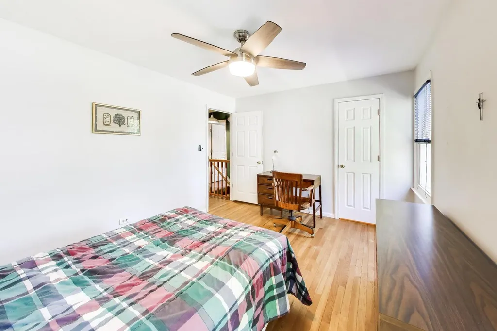 401 Collen Drive Lombard IL 60148