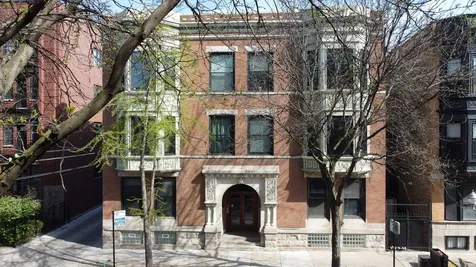 808 West Buckingham Place Chicago IL 60657